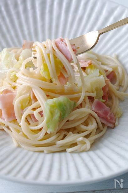 春キャベツとベーコンのパスタ