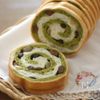 抹茶と甘納豆のぐるぐるラウンドパン
