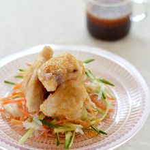 揚げメカジキのサラダ仕立て