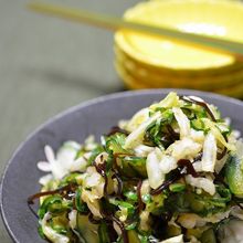 箸が止まらない!簡単キャベツもみもみ