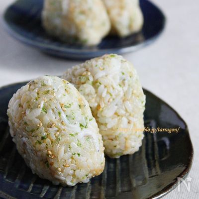 しらすとパルミジャーノの磯にぎり
