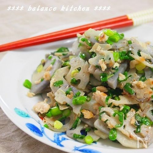 簡単!蓮根のネギたっぷりナンプラー炒め