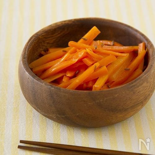 【ココナッツオイル】にんじんとクミンの金平