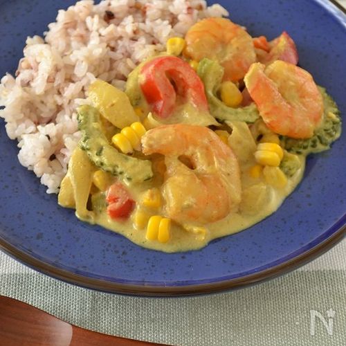 海老とコーンのココナッツカレー