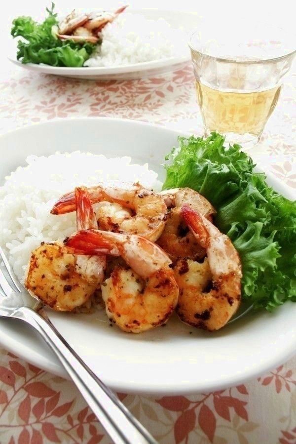 ガーリックシュリンプとキャベツのマンゴースローのレシピ