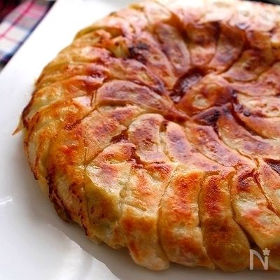 海老とアボカドのマヨチーズ餃子
