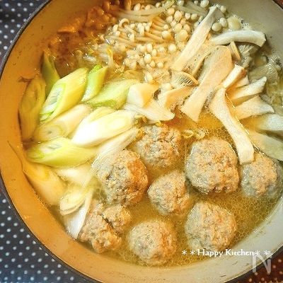 もちもち肉団子のポカポカ生姜味噌鍋