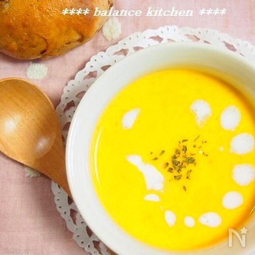 塩麹入り。かぼちゃと人参の豆乳ポタージュ