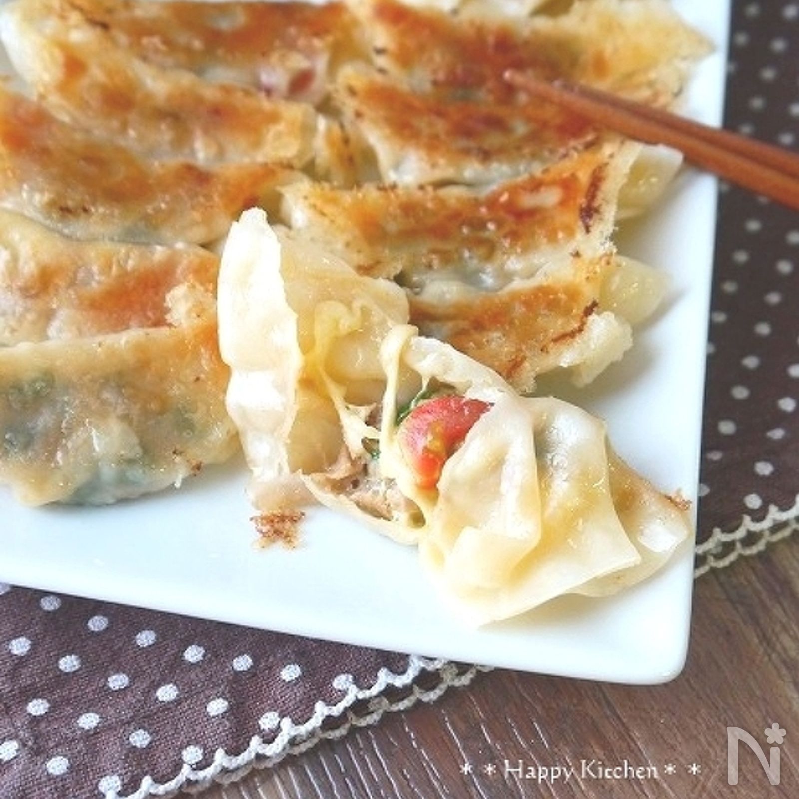 トマト入り羽根つきパリっとチーズ餃子 | レシピサイトNadia