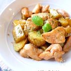 鶏むね肉と新じゃがの甘辛ガーリックバター炒め