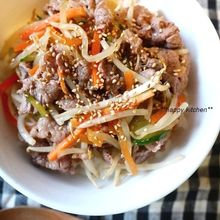 残り野菜で牛肉入りビビンパ風ご飯