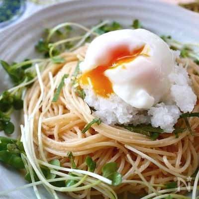 冷製でも美味しい♪大根おろしと温泉卵のせ!たらこパスタ