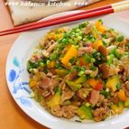 疲労回復。豚肉とアボカドの梅ニンニク炒め