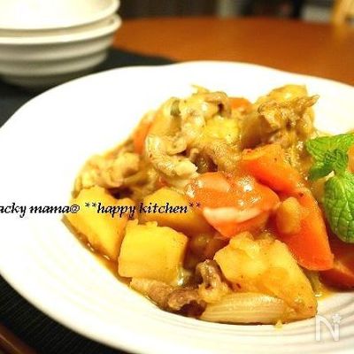 味見が止まらない!キムチーズ肉じゃが