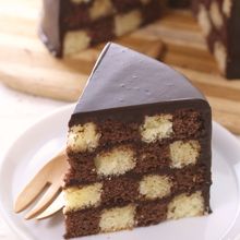 チェッカー柄のケーキ★サン・セバスチャン