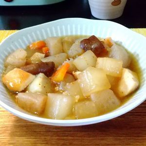 チョロリスの作ってみた!投稿(【鶏と根菜の煮物】ただただ美味しく食べたい。味しみ和食♡)