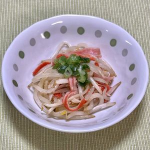キャピタンの作ってみた!投稿(1分副菜♡『もやしとカニカマの胡麻和え』レンジで完成♪)