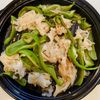 にゃんこさん🐱の作ってみた!投稿(5分で激うま【ピーマンと舞茸のおかかバター炒め】旨味たっぷり)