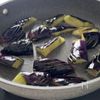 【天才的に旨い♡鶏肉となすのオイスターいため】ご飯がすすむ！の工程3