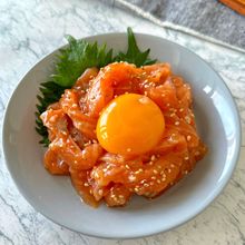 白だしサーモンユッケ【丼やおつまみに！】