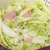 野菜たっぷり♡ハムとキャベツのカレーミルクスープの工程2