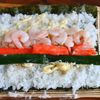 【魚が苦手な人へ】えびとカニカマのわさびマヨ恵方巻の工程3