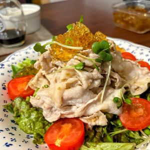 あすこの作ってみた!投稿(香味野菜と豚しゃぶのデリ風ジュレサラダ★)