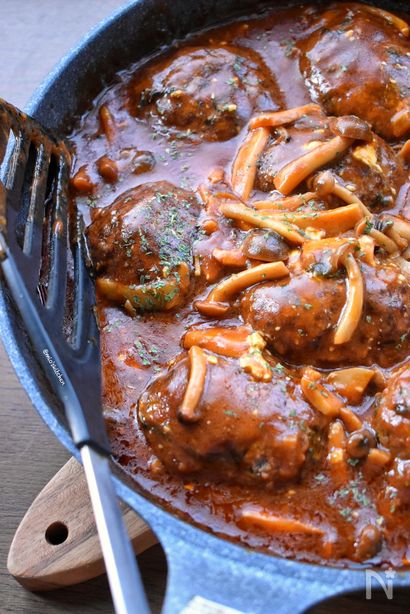 大根の葉入り♡デミ缶de激うま煮込みハンバーグ♡