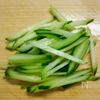 市販の焼豚で「焼豚ともやしのナムル風」の工程1