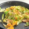 【春キャベツとちくわのふわ卵炒め】5分 春の体を整えるの工程4