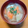 ゆきまる🐬🫧の作ってみた!投稿(『じゃがいもと人参と玉ねぎのお味噌汁』)