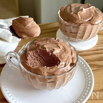 材料2つ!濃厚とろけるチョコレートムースの作り方!
