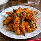 焼いてタレをからめるだけ！鶏むね肉で「ぽんコチュしそチキン」