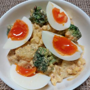 よっこの作ってみた!投稿(新じゃがとブロッコリーのタルタルサラダ)