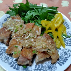 コスモスの作ってみた!投稿(【ご飯がもりもり食べれる】濃厚黒酢だれのさくさく油淋鶏)