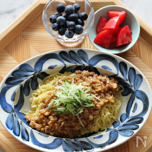 子供に人気のおうちジャージャー麺