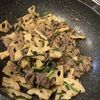 Hikeyの作ってみた!投稿(蓮根でご飯進む！『牛肉蓮根』子供にも大人気♡)