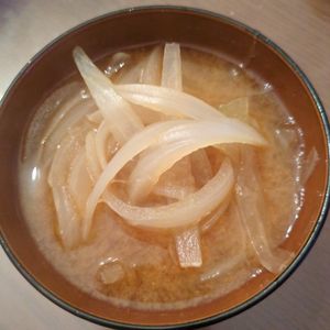 たりおの作ってみた!投稿(【玉ねぎの味噌汁】)