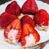 まゆのの作ってみた!投稿(【丸ごと苺の生チーズケーキ】簡単!材料5つ)