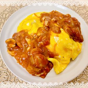 にゃ〜むずの作ってみた!投稿(トマト缶オムハヤシ #ハヤシライス #オムライス)