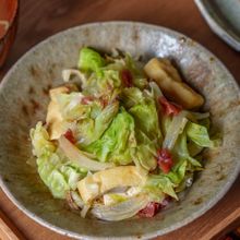 【キャベツと油揚げの梅蒸し】和食献立の副菜に♪