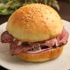 ローストビーフバーガー！バンズの焼き方