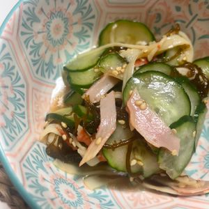 1220427の作ってみた!投稿(【カニカマときゅうりのもずく酢】ズルッとやみつき簡単一品)
