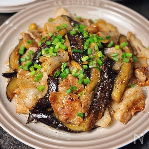 【豚肉と茄子のにんにく醤油炒め】フライパン一つ！スタミナ抜群