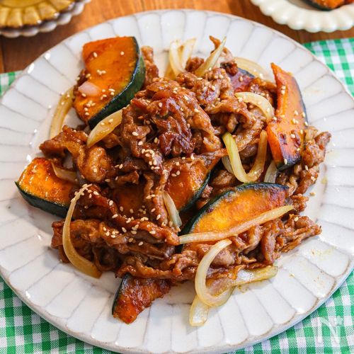 【かぼちゃと豚こま肉のスタミナ炒め】焼肉のたれで！男子も喜ぶ