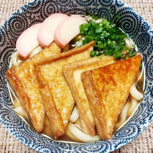 よっこの作ってみた!投稿(我が家の【きつねうどん】簡単ジュ～シ～♡)