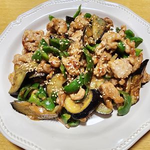 ナムディの作ってみた!投稿(我が家の定番!【豚なすピーマンの甘味噌炒め 】)