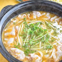 無限ごま油鍋 （豚・豆苗・もやし）