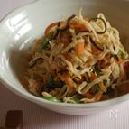 切り干し大根と野菜の塩昆布和え