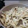 【シャキシャキ食感】じゃがいものペペロンチーノの工程2